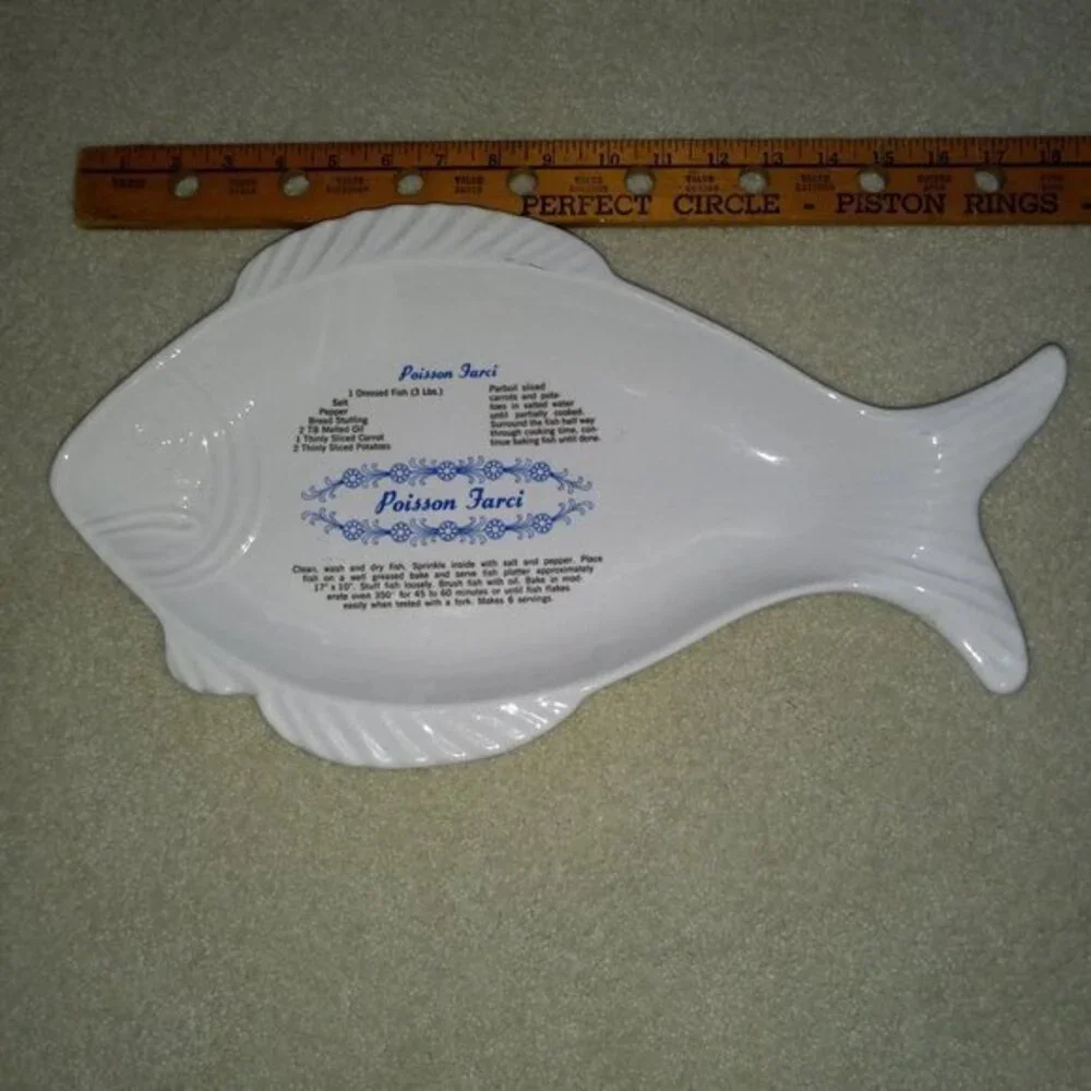 Vintage California Pottery Figural Fish Baking/Serving Plate